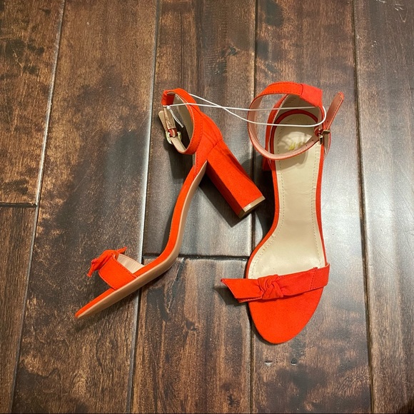 H&M Red Bow Heels - Picture 4 of 6